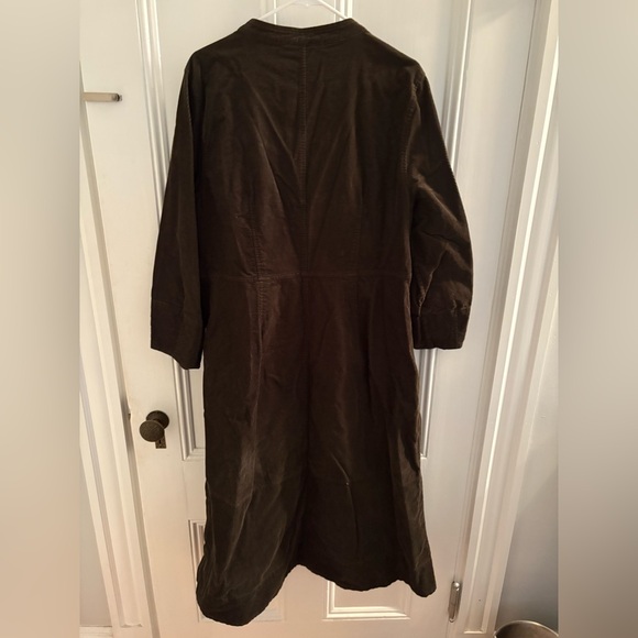 Elegant Toast Olive Green Midi corduroy Dress - Picture 3 of 3